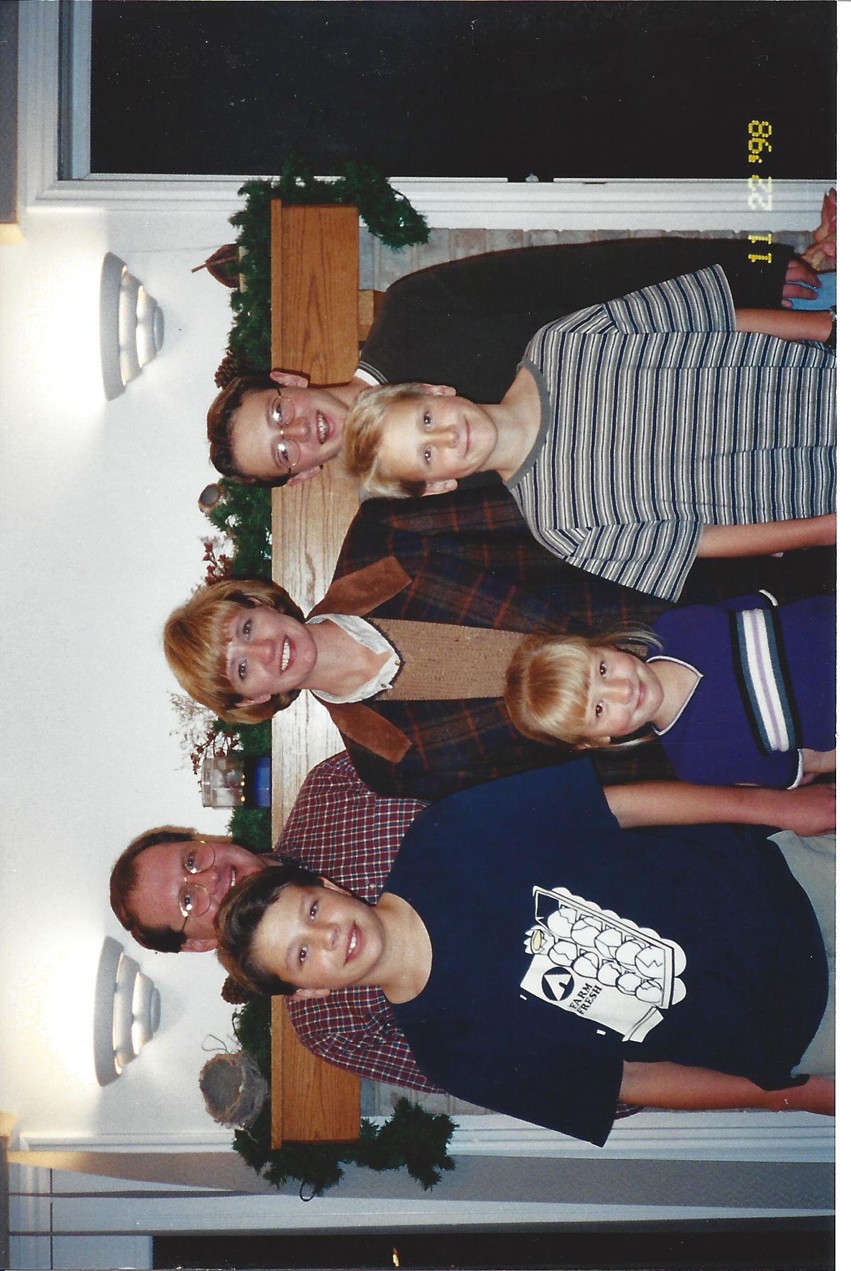 Formal Folkman family Thanksgiving portrait, 1998